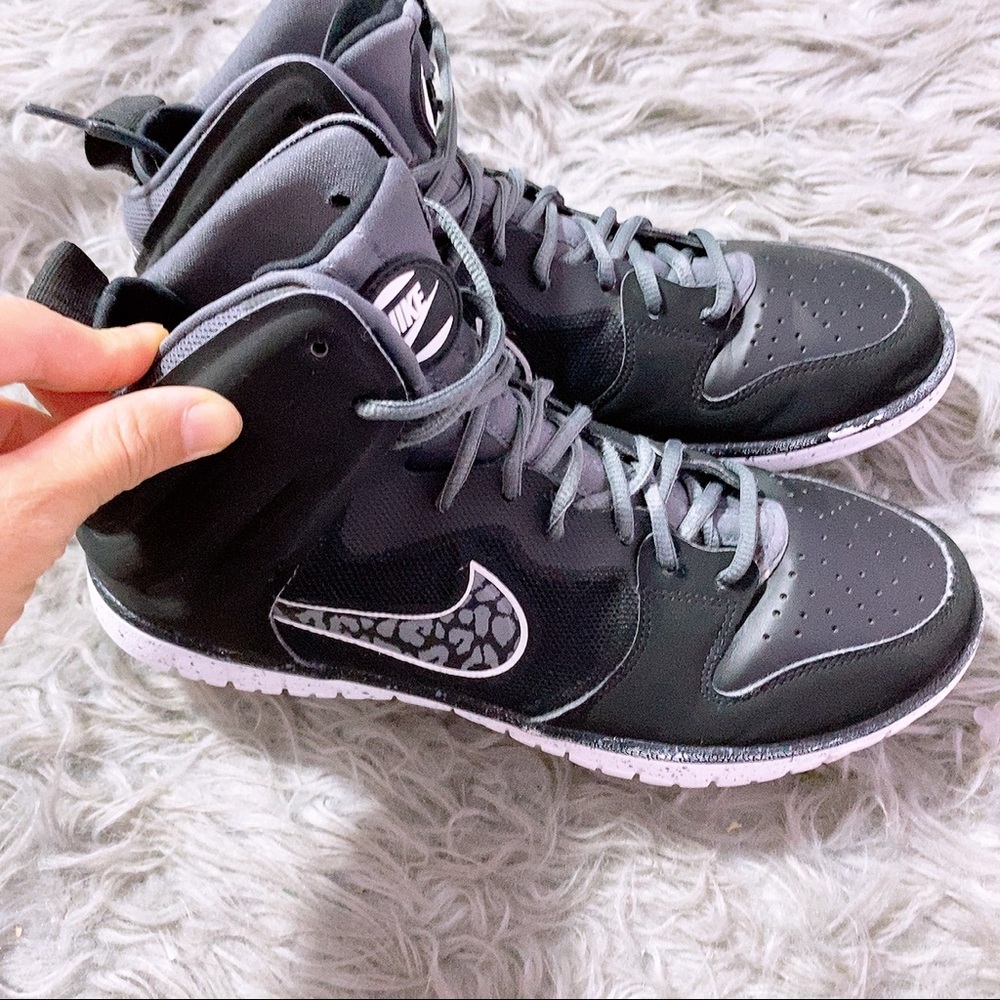 NIKE dunk free size 10 men